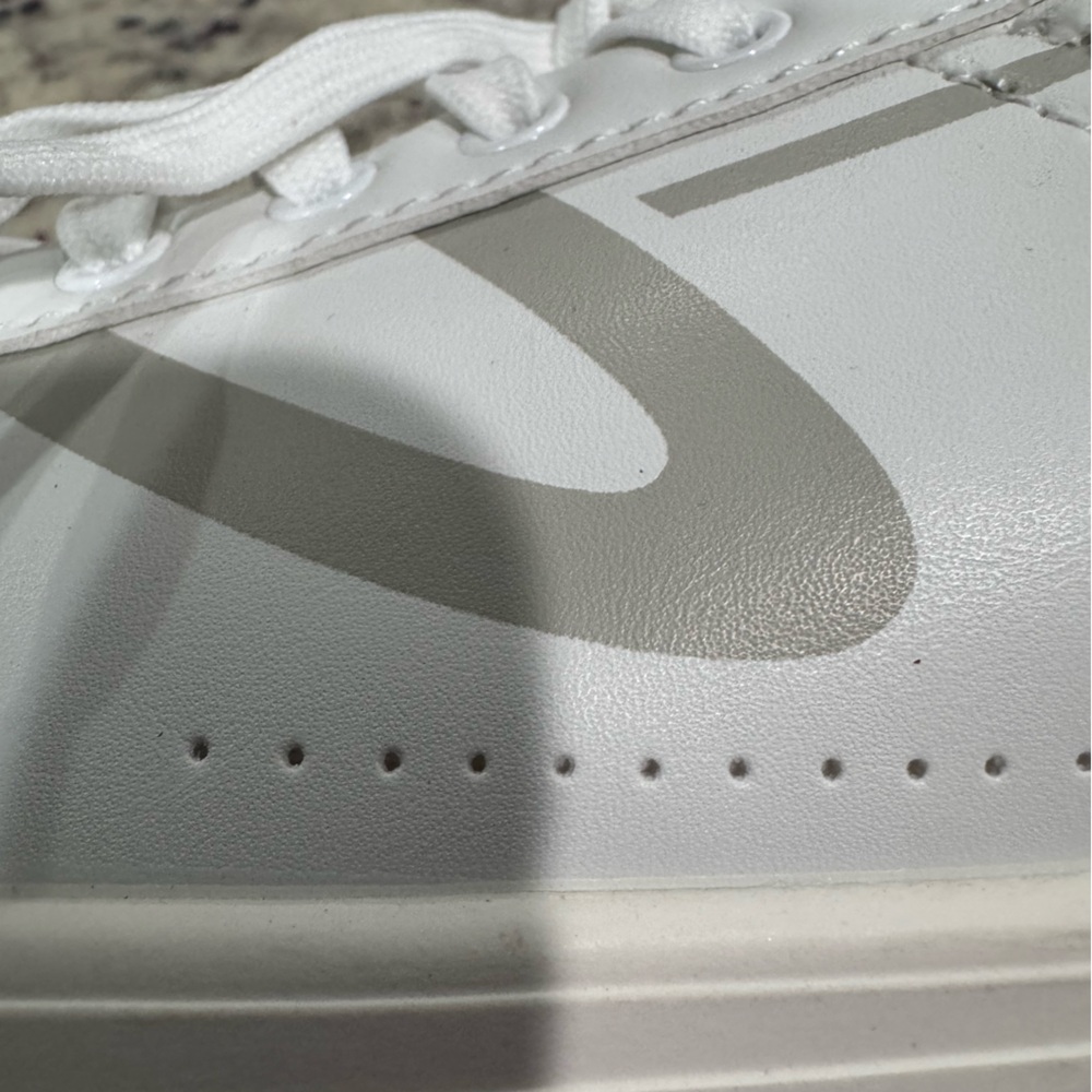 Tretorn White and Beige Sneakers size 9 - Picture 6 of 7